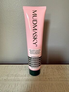 MUDMASKY Velvety Glow Body Scrub